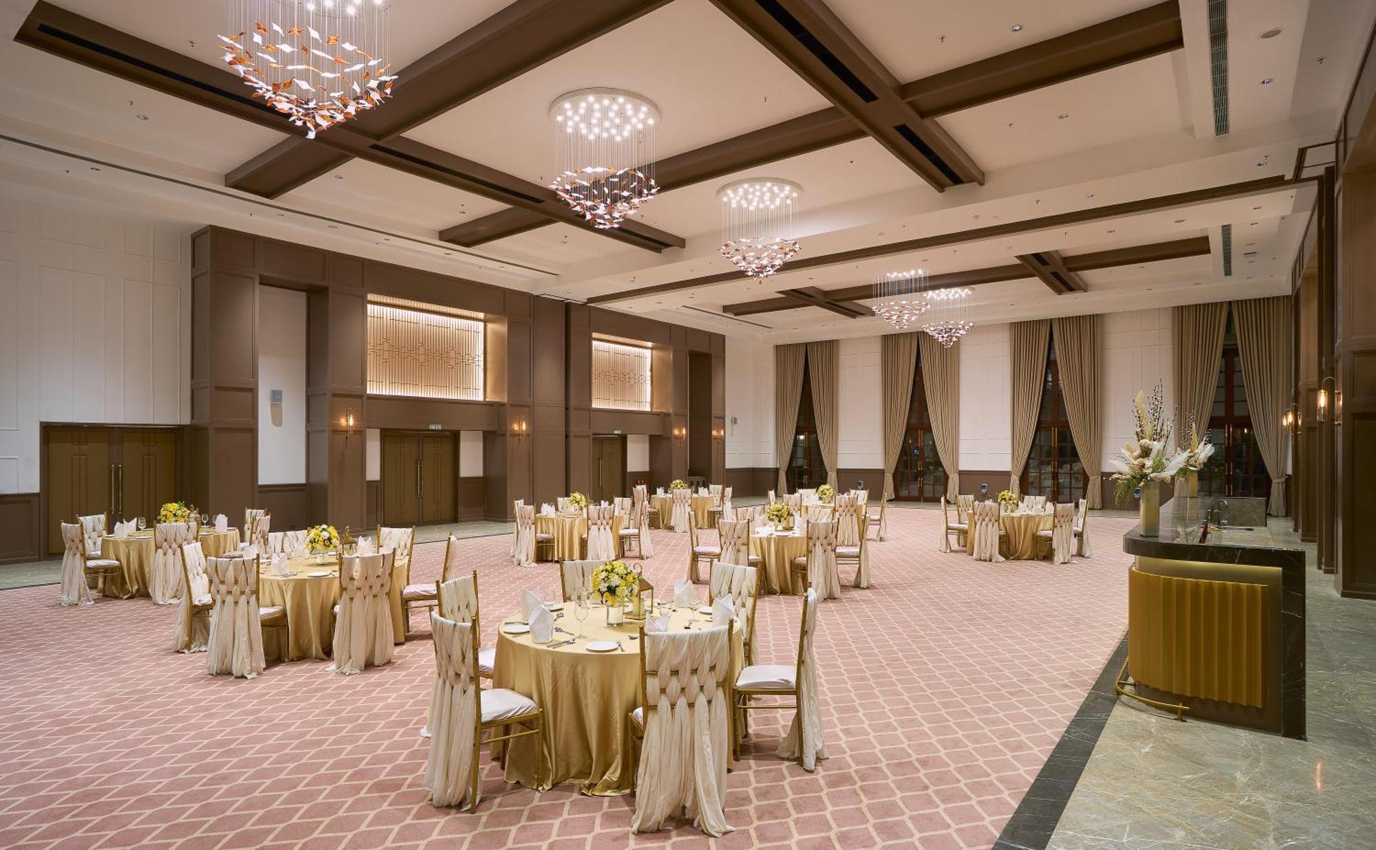 Hotel Dlf Club 5 à Gurgaon Extérieur photo
