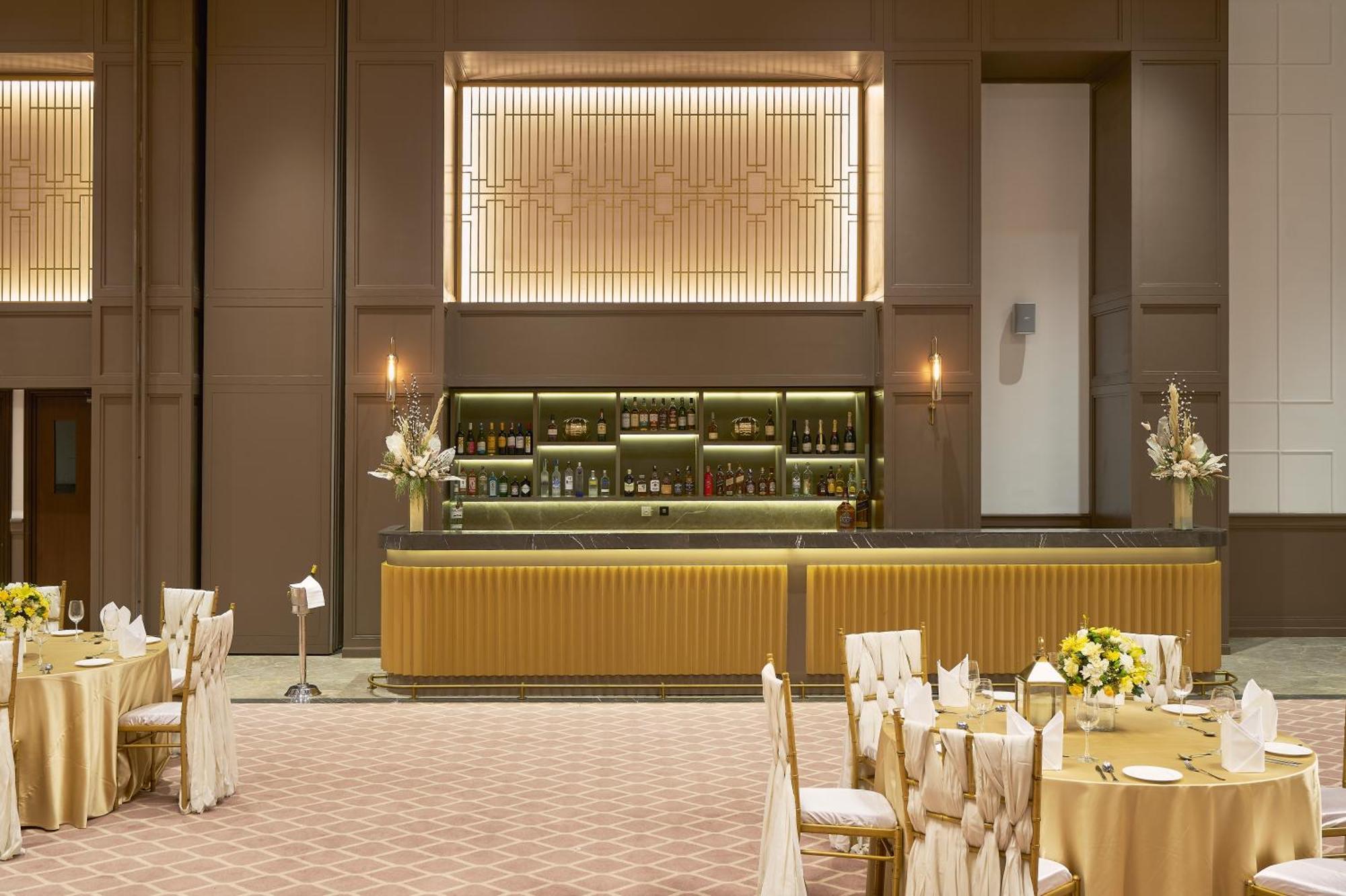 Hotel Dlf Club 5 à Gurgaon Extérieur photo