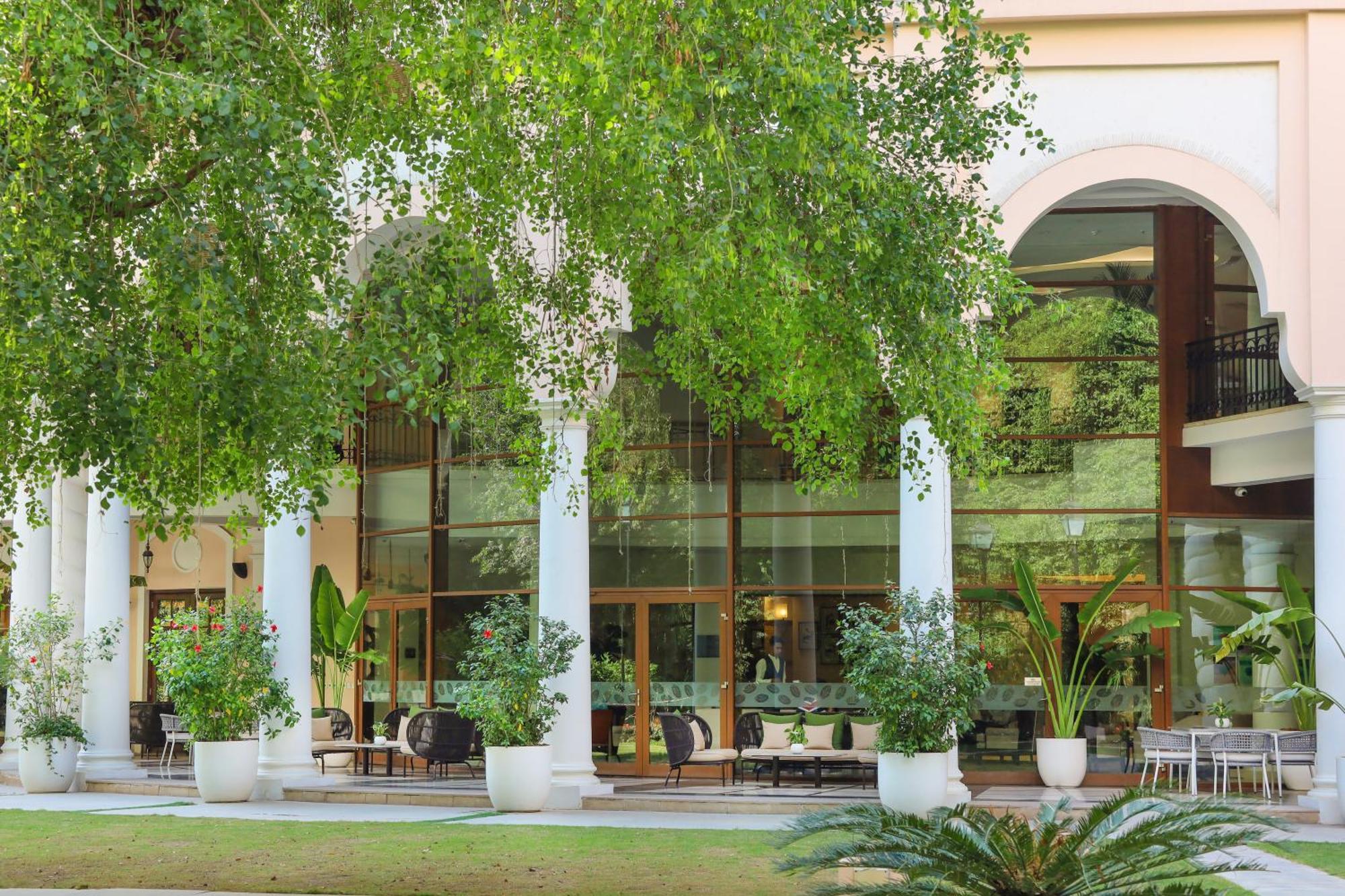 Hotel Dlf Club 5 à Gurgaon Extérieur photo