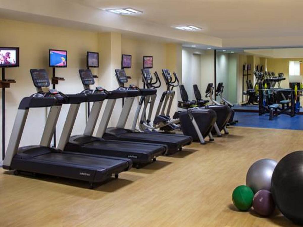 Hotel Dlf Club 5 à Gurgaon Extérieur photo