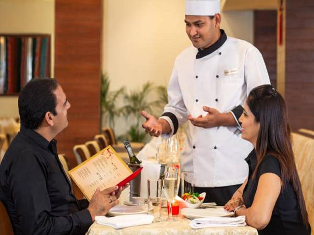 Hotel Dlf Club 5 à Gurgaon Extérieur photo